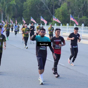 Runner Photo 7109611