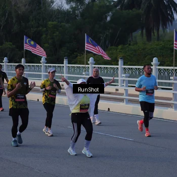Runner Photo 7109618