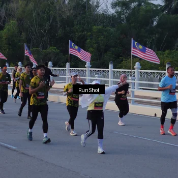 Runner Photo 7109619