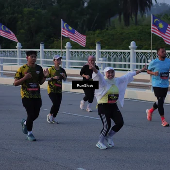 Runner Photo 7109631