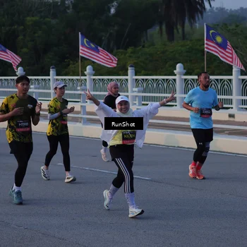 Runner Photo 7109636