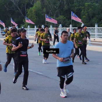 Runner Photo 7109637
