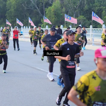 Runner Photo 7109651