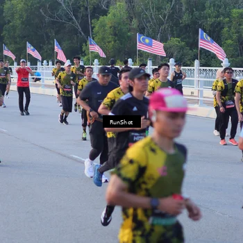 Runner Photo 7109652