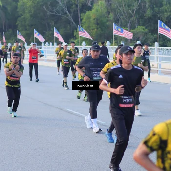 Runner Photo 7109653