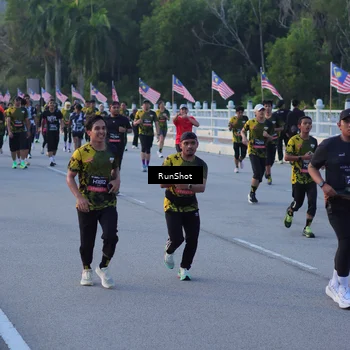Runner Photo 7109661