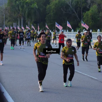 Runner Photo 7109665