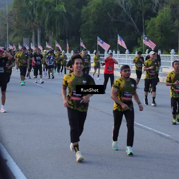 Runner Photo 7109666