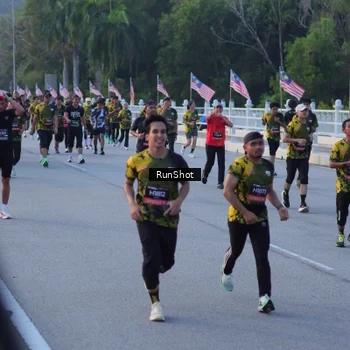 Runner Photo 7109667