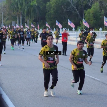 Runner Photo 7109669