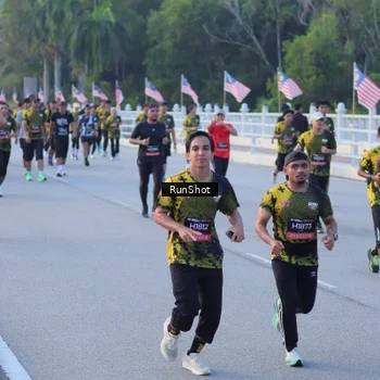Runner Photo 7109671