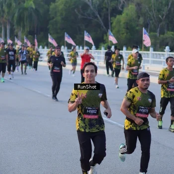 Runner Photo 7109674