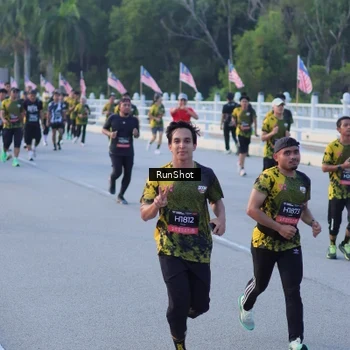 Runner Photo 7109676