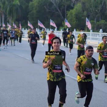 Runner Photo 7109677