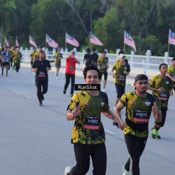 Runner Photo 7109679