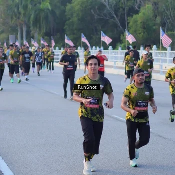 Runner Photo 7109682