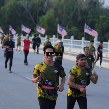 Runner Photo 7109684