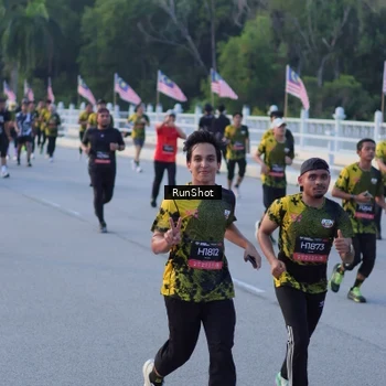 Runner Photo 7109692