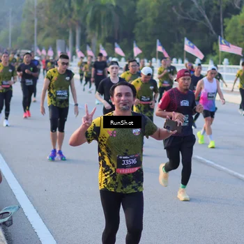 Runner Photo 7111043