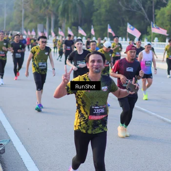 Runner Photo 7111051