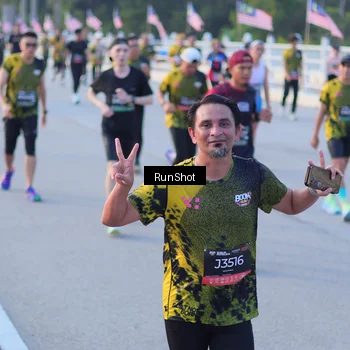 Runner Photo 7111058