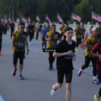 Runner Photo 7111070