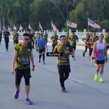 Runner Photo 7111086