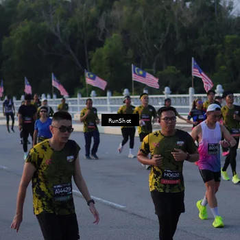 Runner Photo 7111097