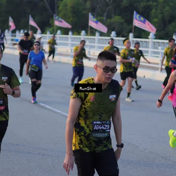 Runner Photo 7111114