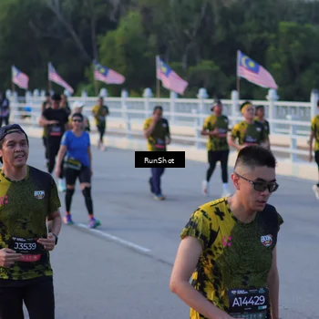 Runner Photo 7111120