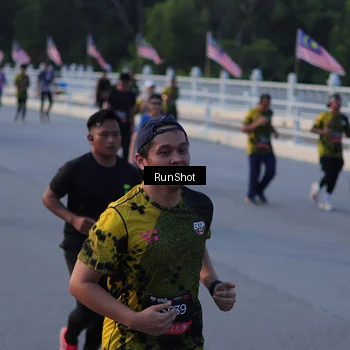 Runner Photo 7111130