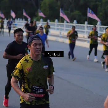 Runner Photo 7111131