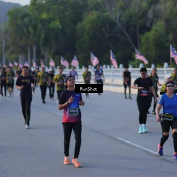 Runner Photo 7111146