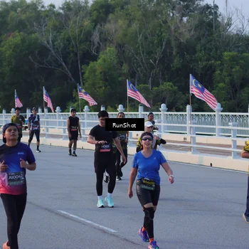 Runner Photo 7111148