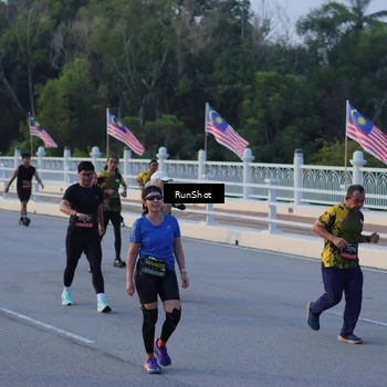 Runner Photo 7111149
