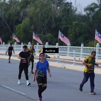Runner Photo 7111150
