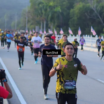 Runner Photo 7111172