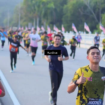 Runner Photo 7111184