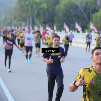 Runner Photo 7111189