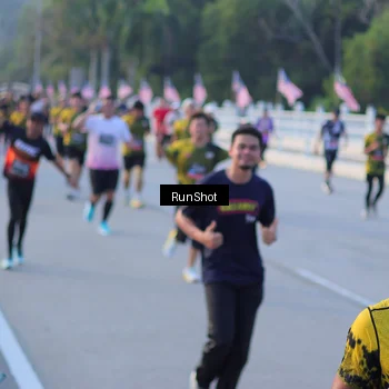 Runner Photo 7111190