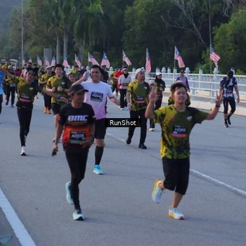 Runner Photo 7111208
