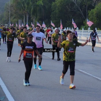 Runner Photo 7111209