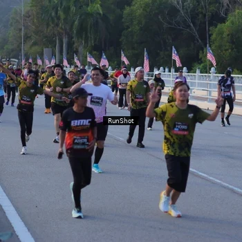 Runner Photo 7111211