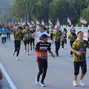 Runner Photo 7111214