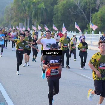 Runner Photo 7111218