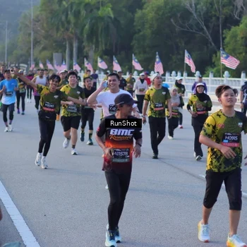 Runner Photo 7111225