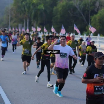 Runner Photo 7111227