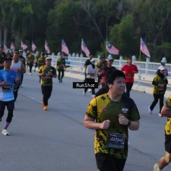 Runner Photo 7111236