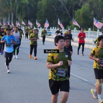 Runner Photo 7111238
