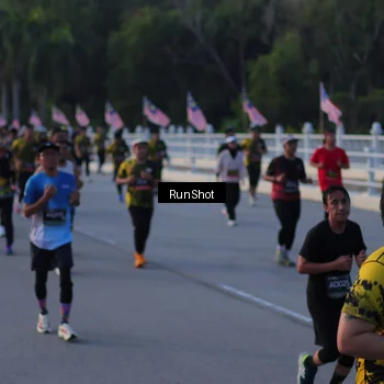Runner Photo 7111243